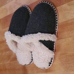 Cute cozy GaaHuu scuff slippers size S 5/6
